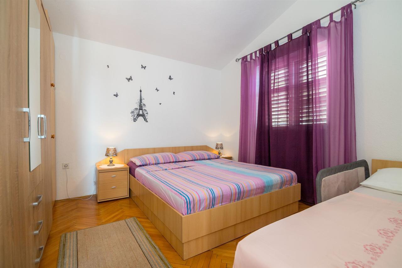 Apartments Tolj Igrane Exterior foto